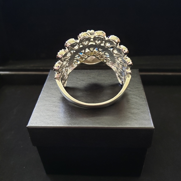 Peacock Bracelet Statement Piece Rhinestone Crystals Spring Tension Clasp NWT - Picture 3 of 7